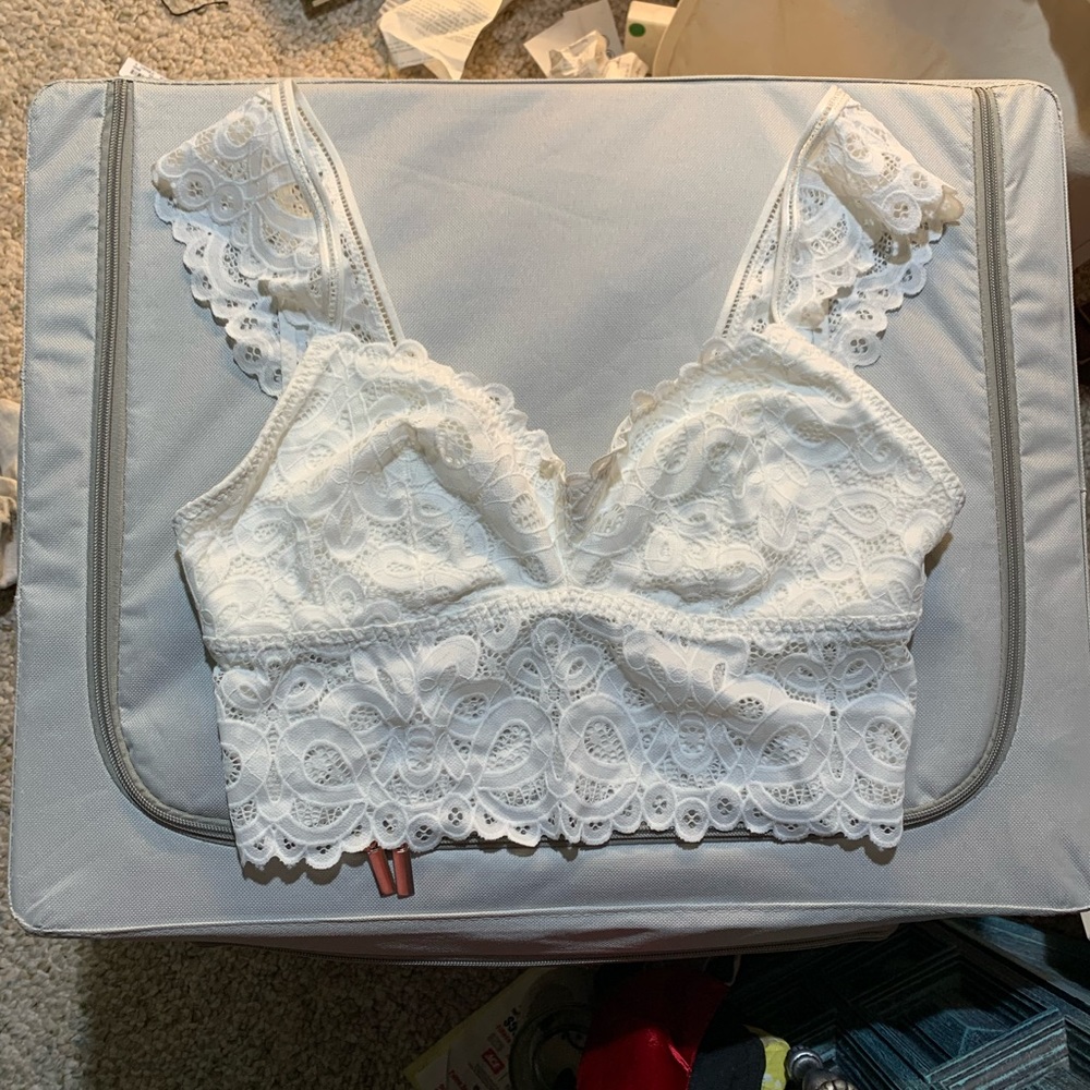 Brand New with Tags Hollister Bralette White